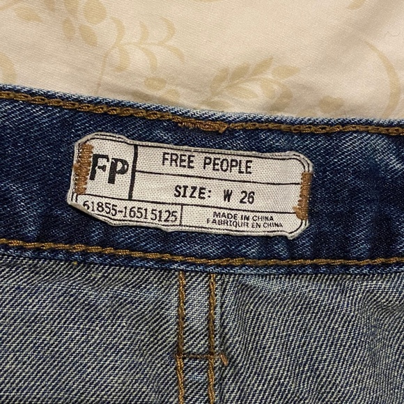 Free People Jillian Runaway Cutoff Button Fly Jean Shorts - Picture 6 of 6